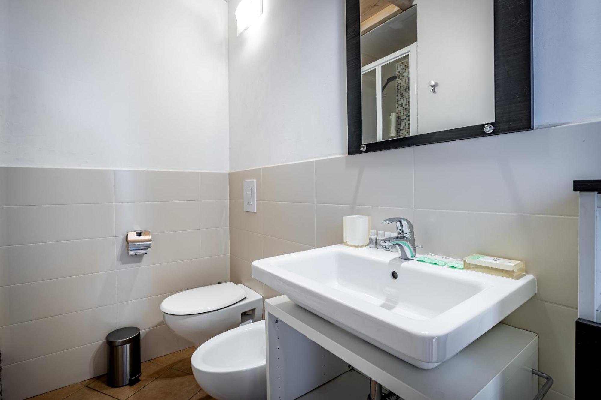Roommo Beccaria Флоренция Екстериор снимка