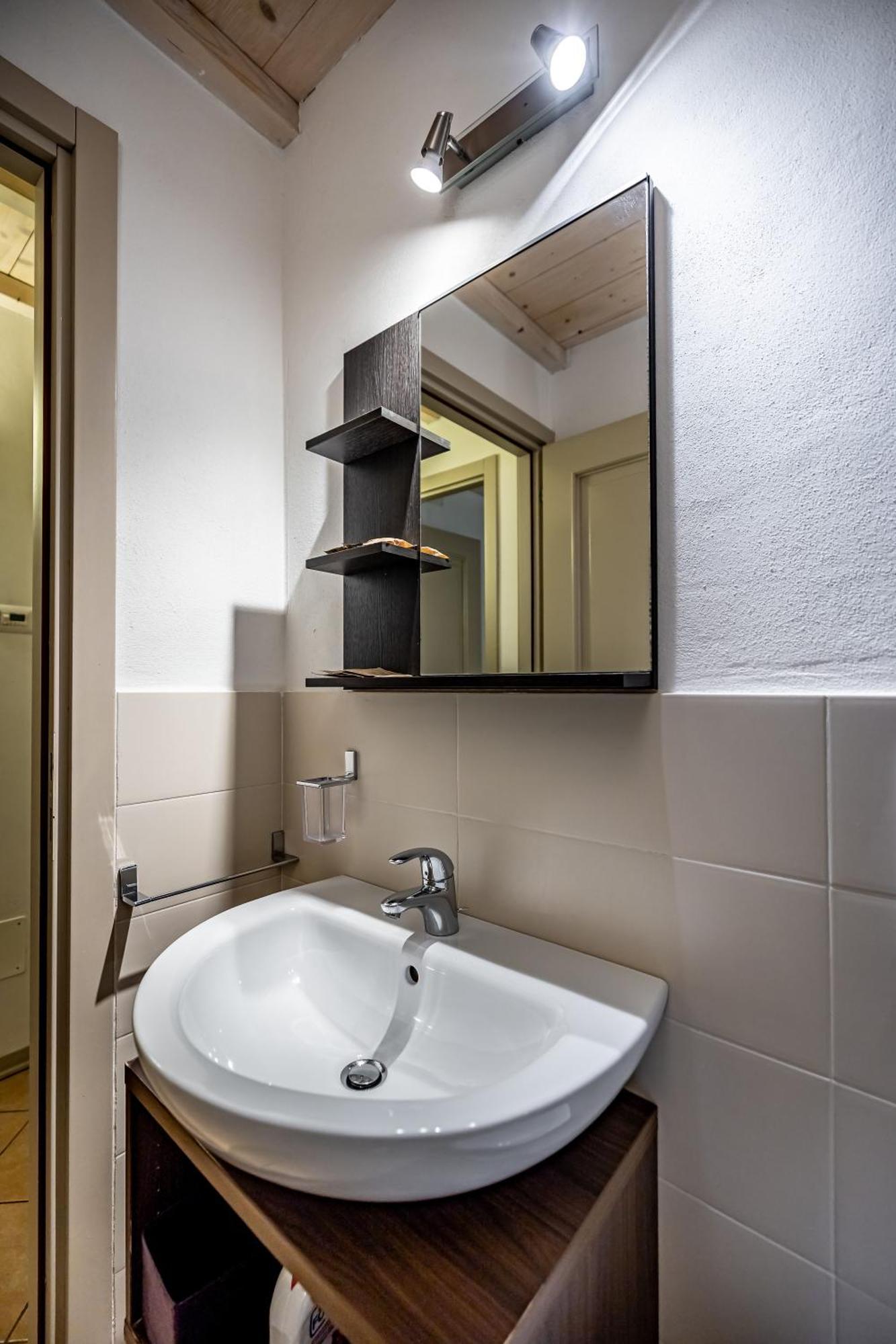 Roommo Beccaria Флоренция Екстериор снимка